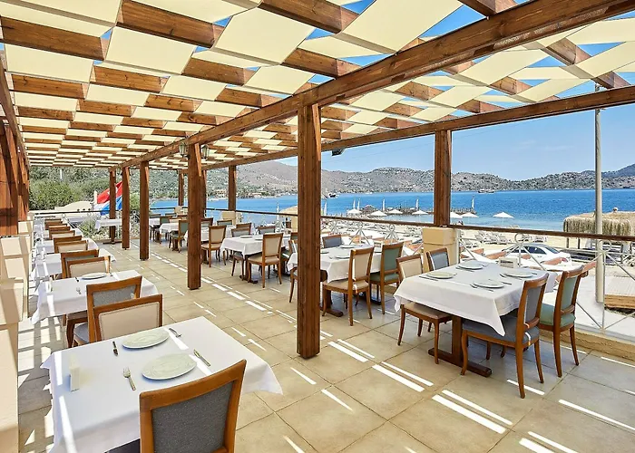 Отель Fi Light Solto Boutique Селемие